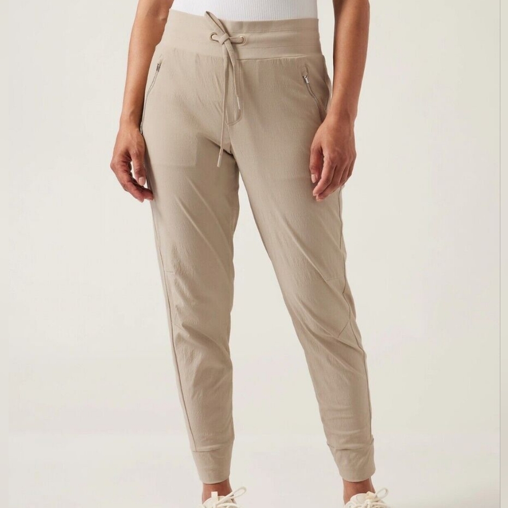 Athleta Beige Drawstring Joggers